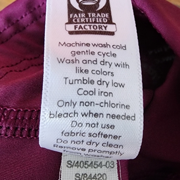 Athleta Purple Leggings Side Pocket Stash - Picture 8 of 9